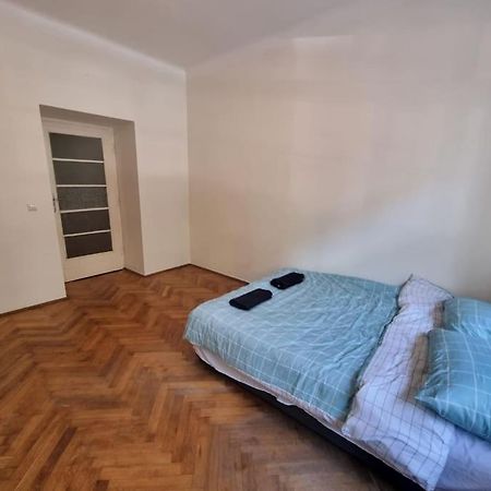 Fantastic Krk - Kr6 Pokoj E Kraków Zewnętrze zdjęcie
